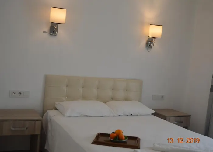 Uygar Hotel