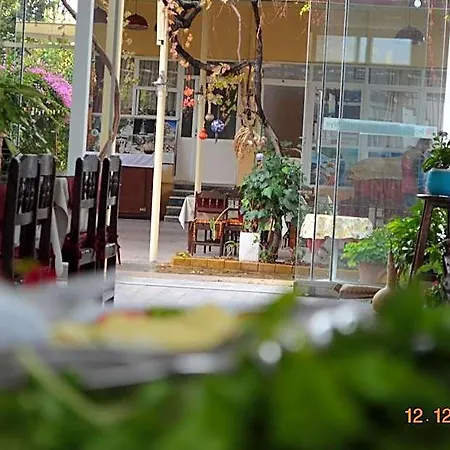 Uygar Hotel